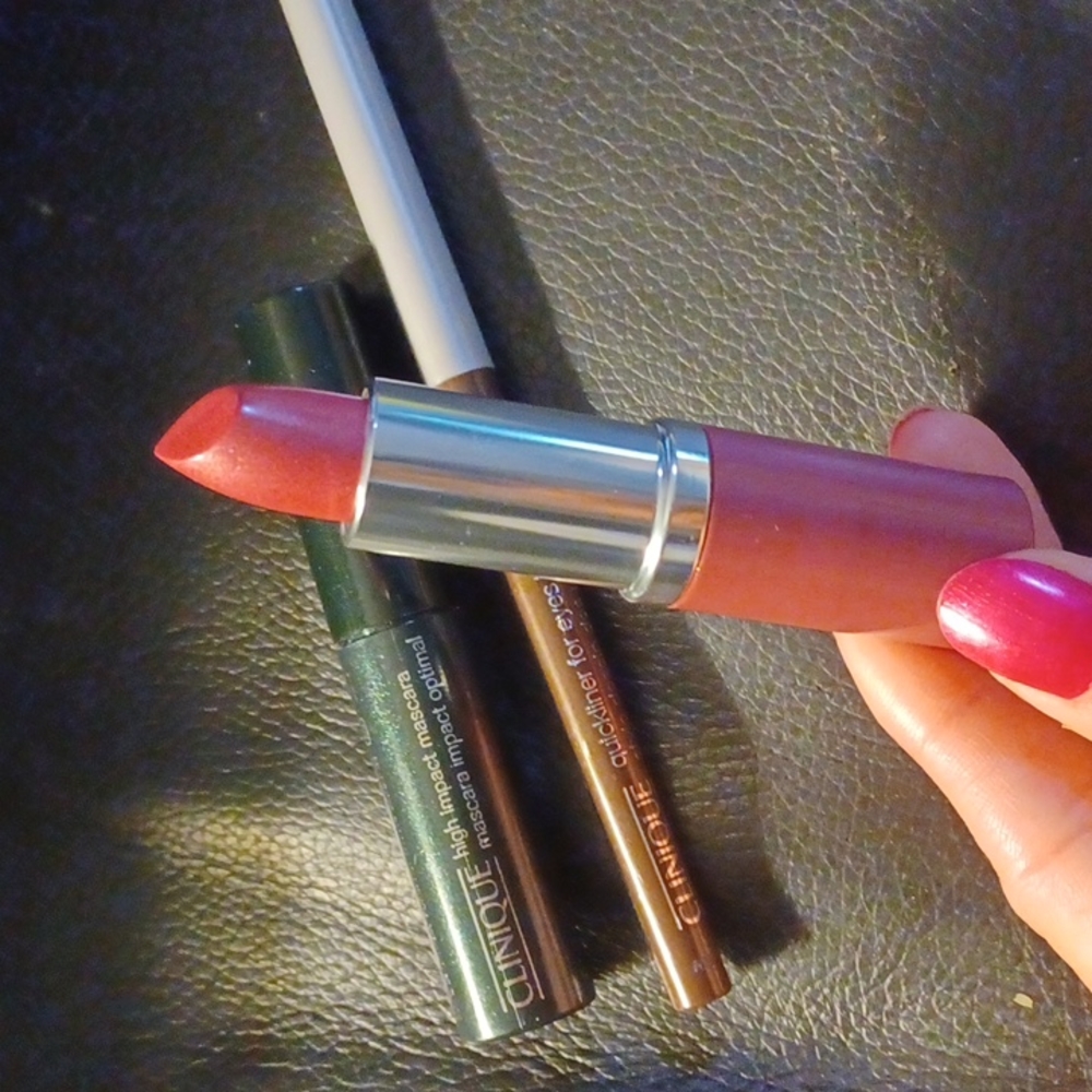 Clinique makeup trio